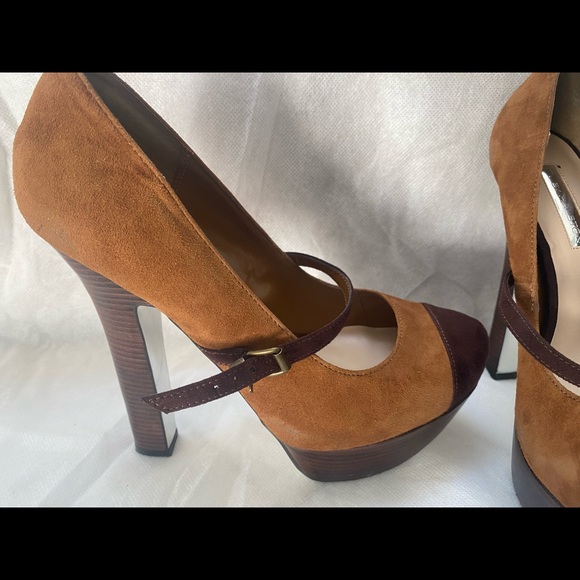 H by Halston “two-toned” Platform Heels - Picture 7 of 12